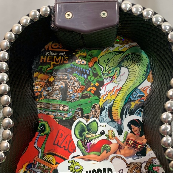 Man Cave Ukulele Wall Art - Picture 3 of 14